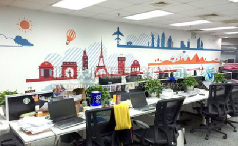 施秉教你设计办公室墙绘的方法。